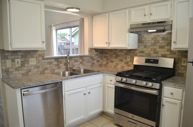 Photo - 8203 West Gate Blvd