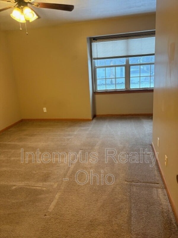 Photo - 3835 Indian Run Dr Unidad Apt 6