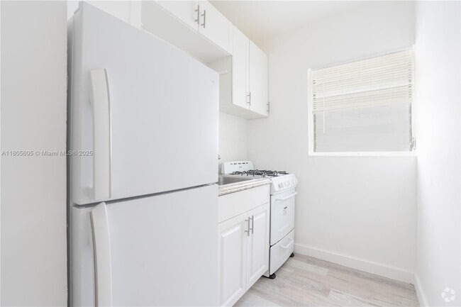 Building Photo - 7311 Gary Ave Unit 25 Rental