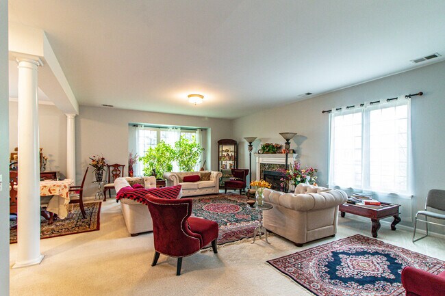 Photo - 6 Beaconsfield Ct