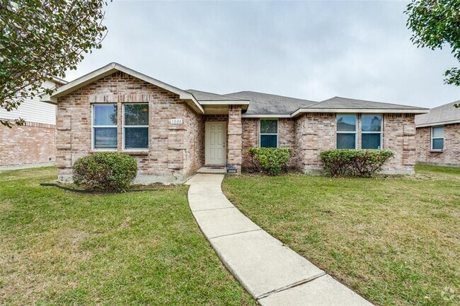 Building Photo - 1006 Hollow Oak Rd Rental