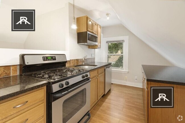 Building Photo - 1 bedroom in Allston MA 02134 Unit 8 Rental