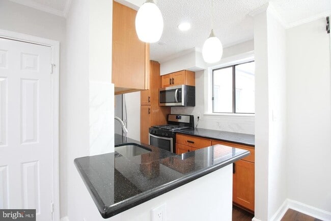 Photo - 4731 1st St SW Unit 303