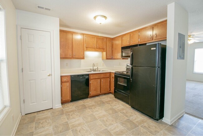 Photo - 513 Peachers Ridge Rd