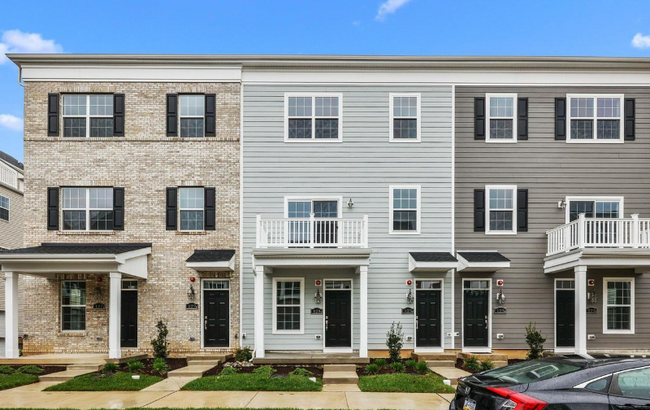 Photo - 125A Annapolis St Townhome