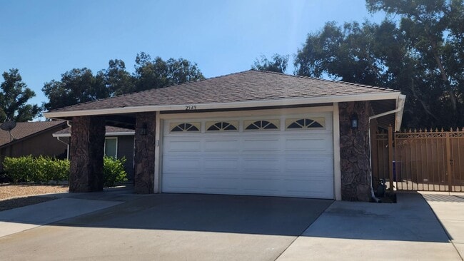 Photo - AVAILABLE NOW!! North San Bernardino