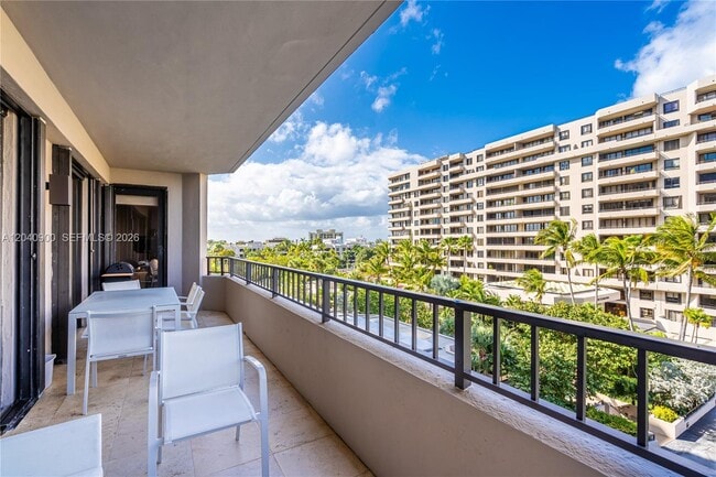Photo - 201 Crandon Blvd Unit 530