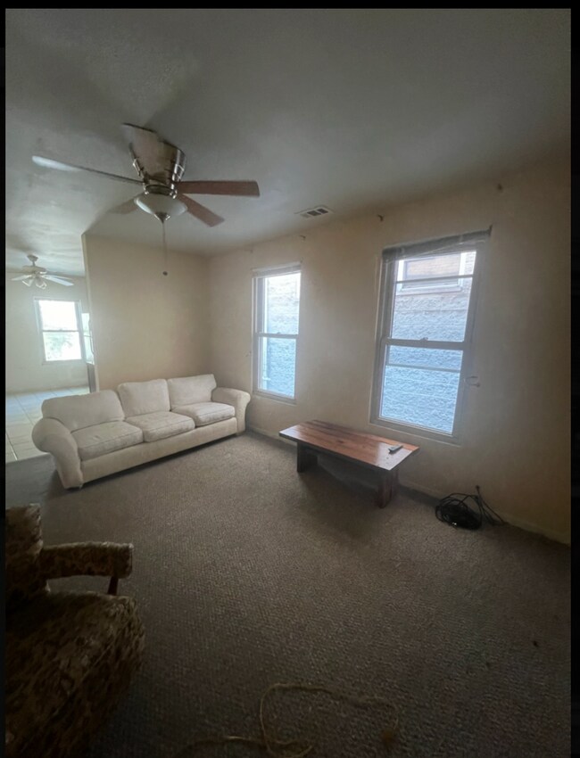 Photo - 821 N Hermitage Ave Unit #  02R