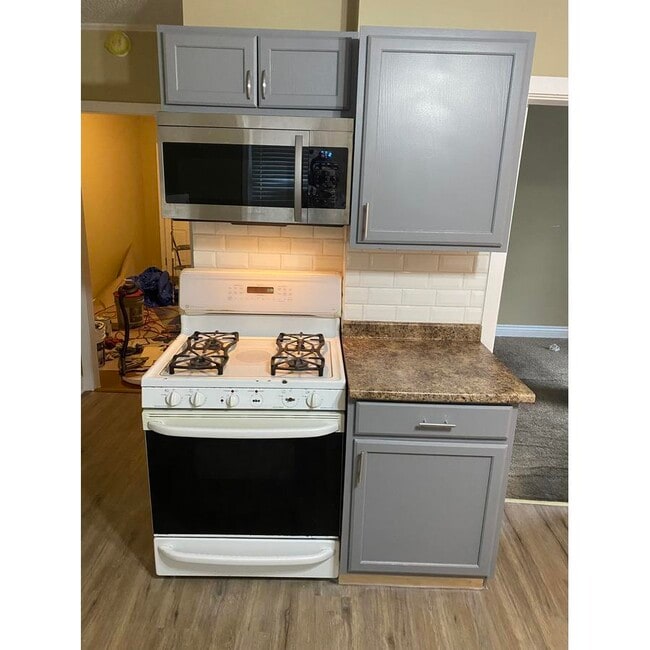 Photo - 166 Newland Ave Unidad 4