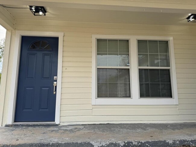 Photo - 722 Carrie Ave