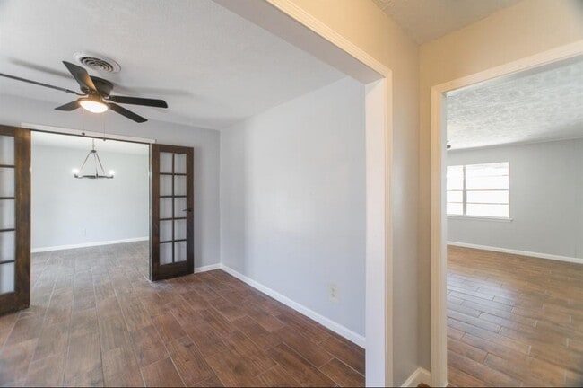 Building Photo - 8503 Braes River Dr