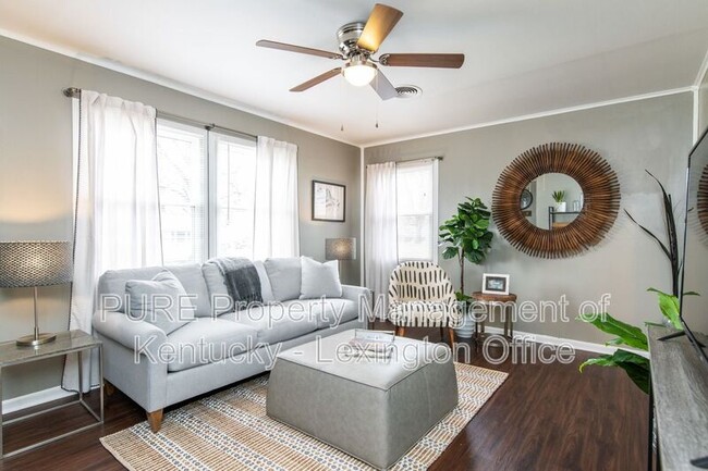 Photo - 317 Mockingbird Ln