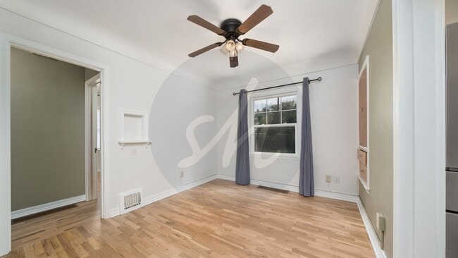 Photo - 111 N Sheridan Ave