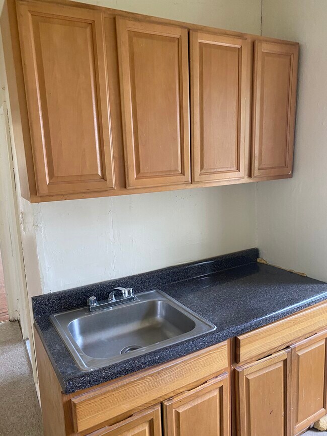 Photo - 135 Belmont Ave Apartments Unit 105