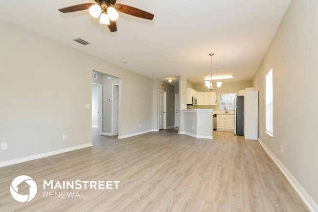 Photo - 1711 31st Ave E