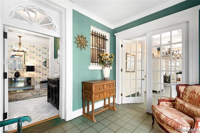 Photo - 680 Clarkson St