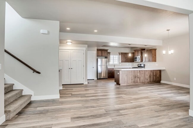 Photo - 3 Bed Townhome - Provo Slate Canyon