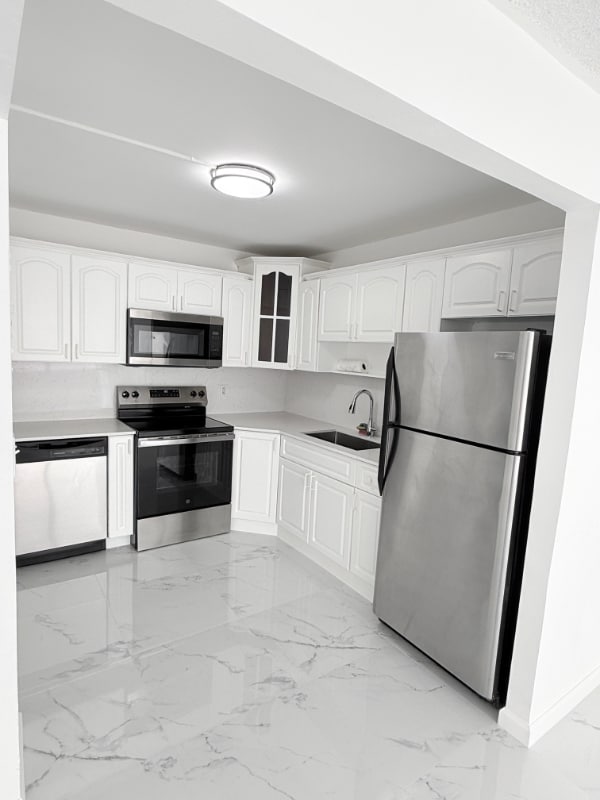 Photo - 1300 NE Miami Gardens Dr Unit 1005E