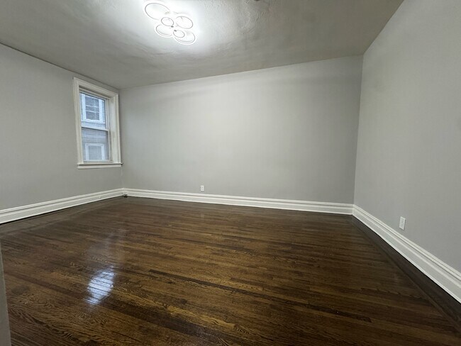 225 Union St 5