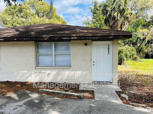 Building Photo - 1031 Crestview Ave Rental