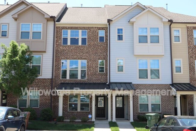 Photo - 315 Rosapenna Ln Townhome