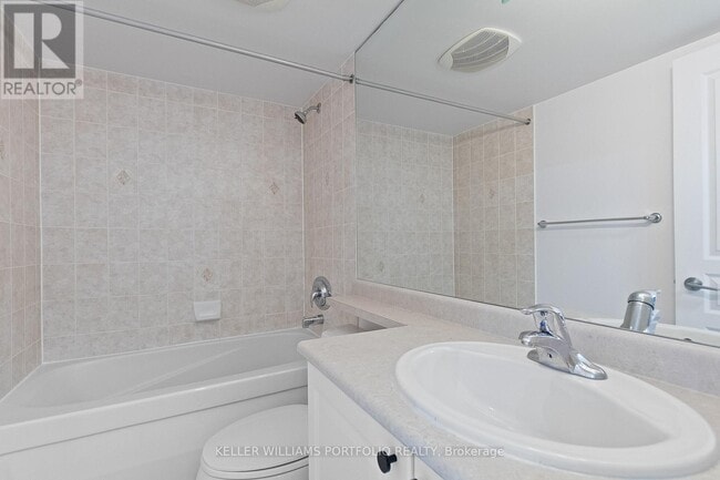 Photo - 18 Yonge St Unit 1504