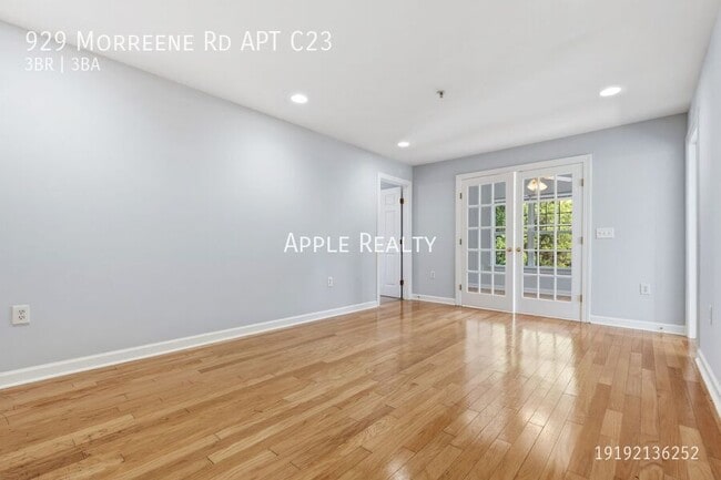 Photo - 929 Morreene Rd