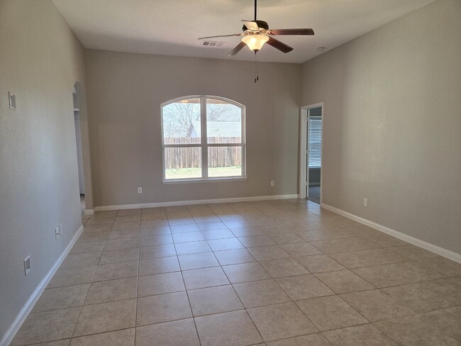 Photo - Denton, Texas