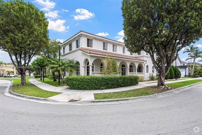 Building Photo - 14336 SW 272nd Ln Rental