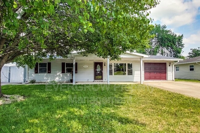 Photo - 205 Mooreland Dr