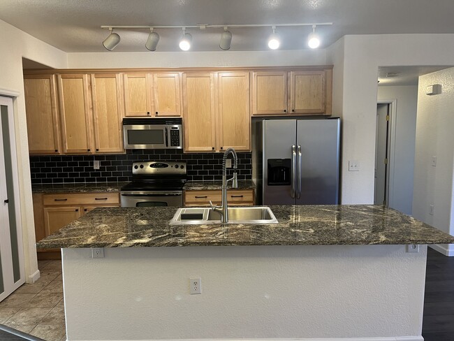 Kitchen - 5534 Lewis St Unit 5534 LEWIS ST  205