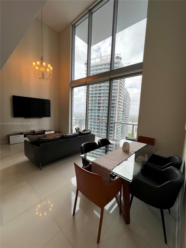 Photo - 1050 Brickell Ave Unit 2818