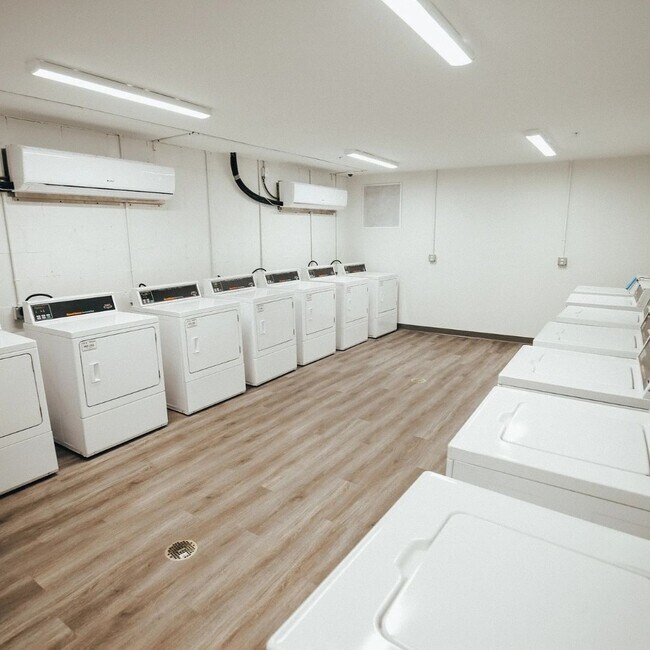 Photo - 1520 Gordon Hwy Unidad 01