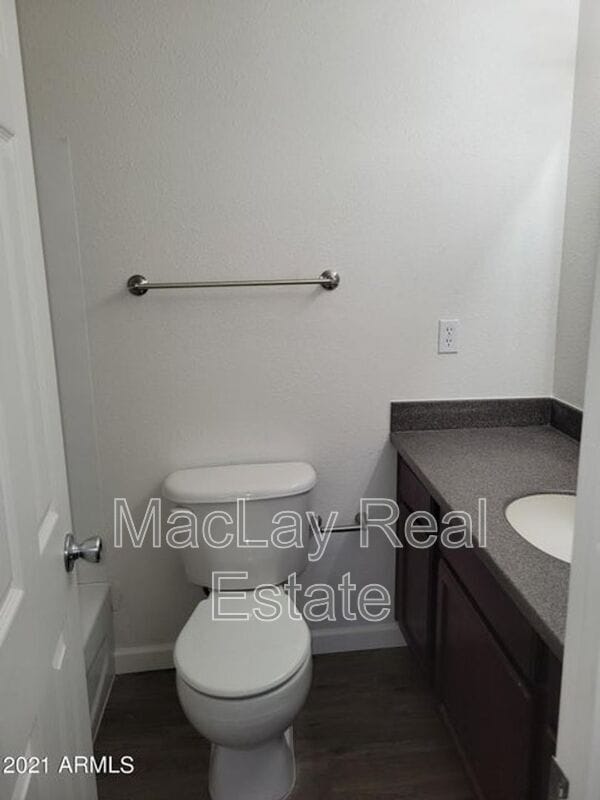 Photo - 424 W Brown Rd