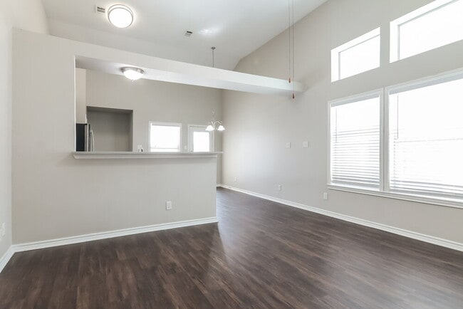 Photo - 8912 Wild Rose Ln