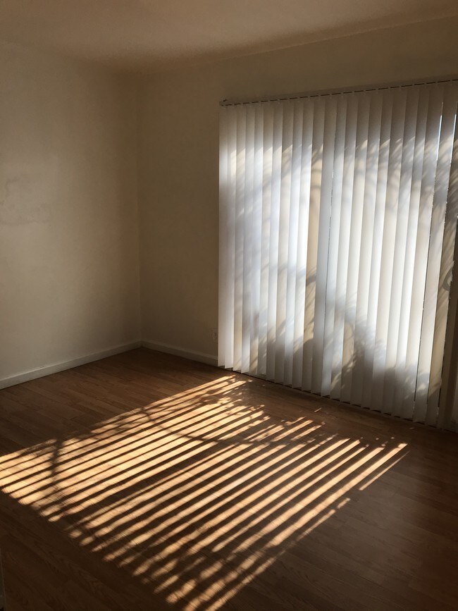 315 Violet Ave Apartments Unit G Monrovia, CA