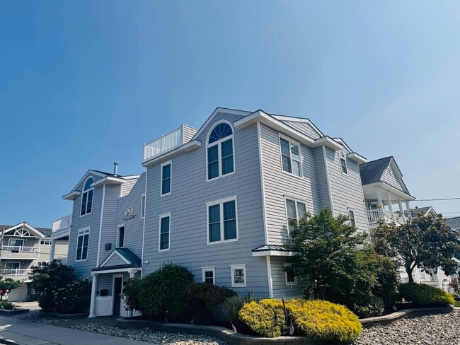 Photo - 404 50th St Unit 2