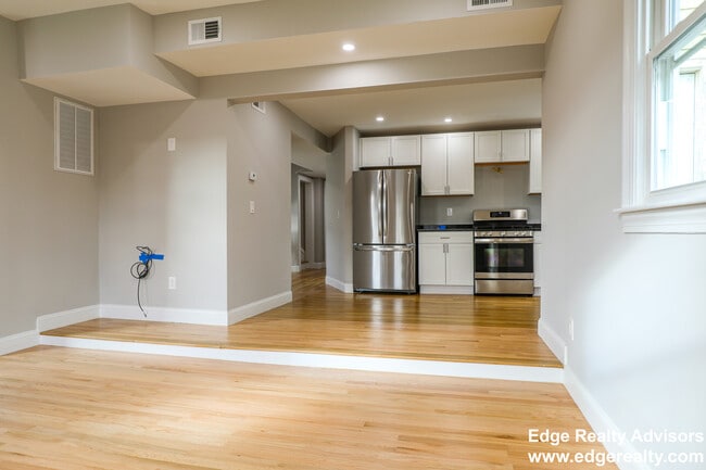 Photo - 14 Glenmont Rd Unit 2