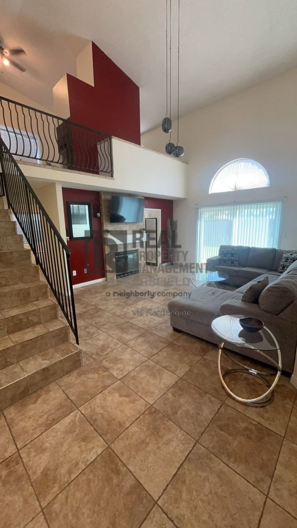 4213 Southern Breeze Dr
