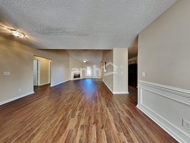 Photo - 101 Mills Run Dr