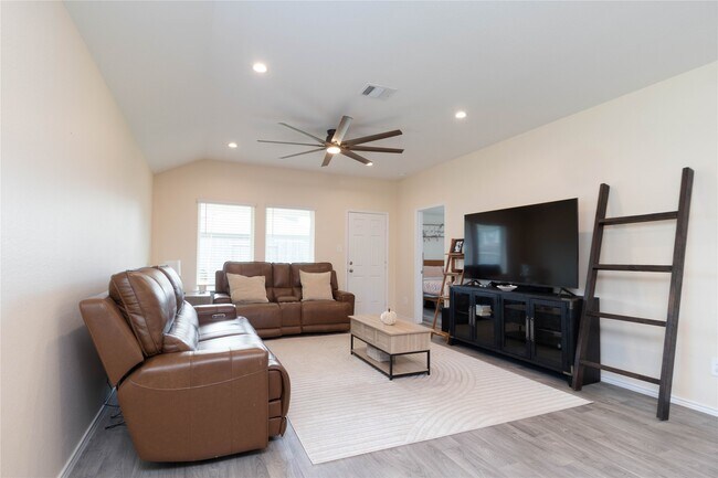 Photo - 14105 Upper Gardenia Ln