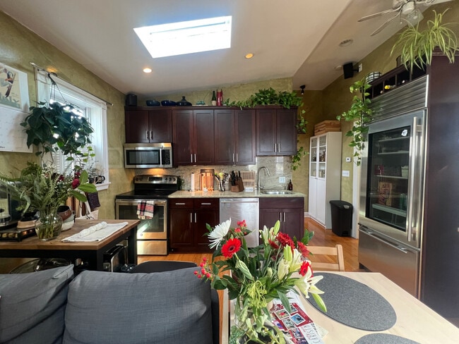 Photo - 24 Ellington Rd