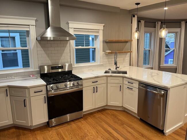 Photo - 8 George St Unit #2