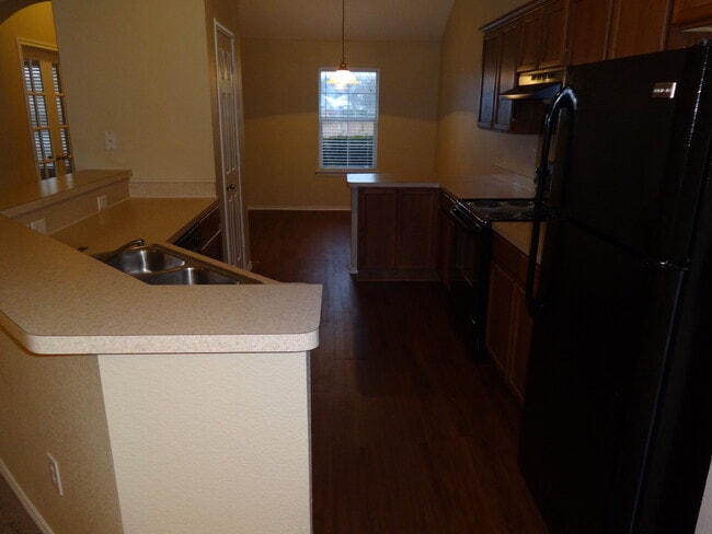 Photo - 313 Woodridge Dr