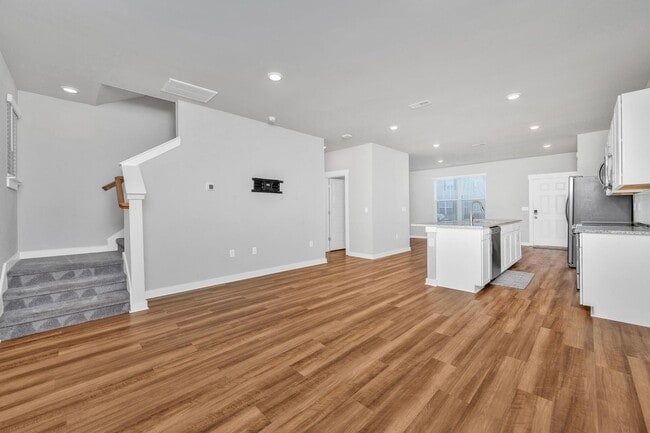 Photo - 4228 Gandalf Ln