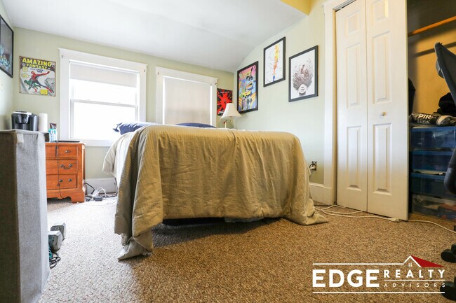 Photo - 24 Lyne Rd Unit 2