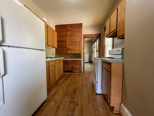 Building Photo - 1001 S Barstow St Unit 3