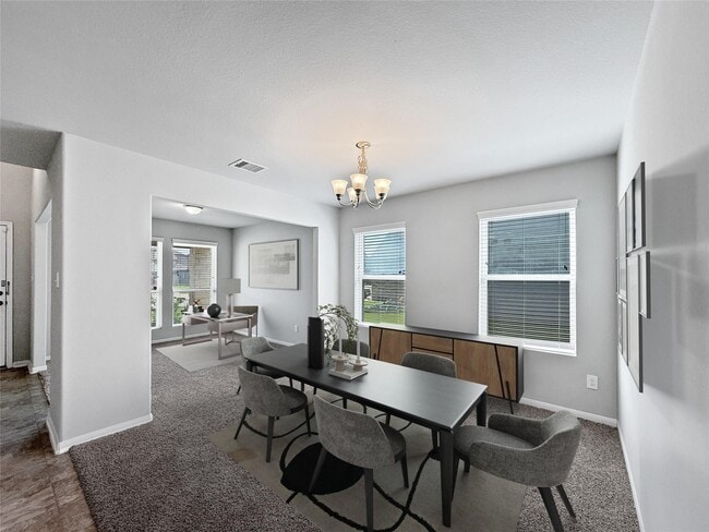 Photo - 3003 Silverhorn Ln