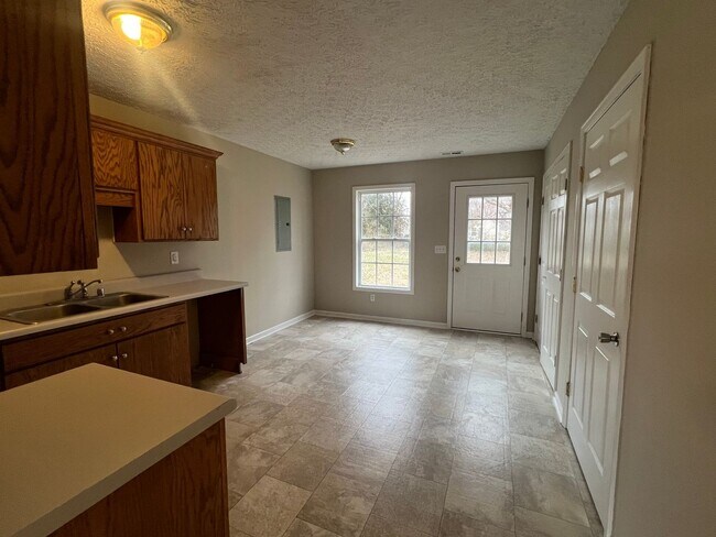411 Pepper St Unit C