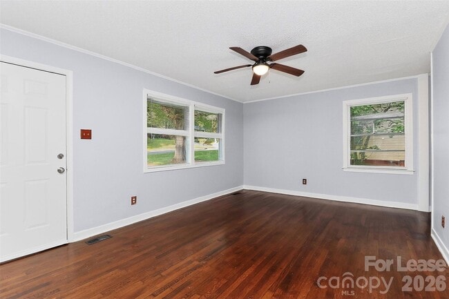 Photo - 2135 Purser Dr